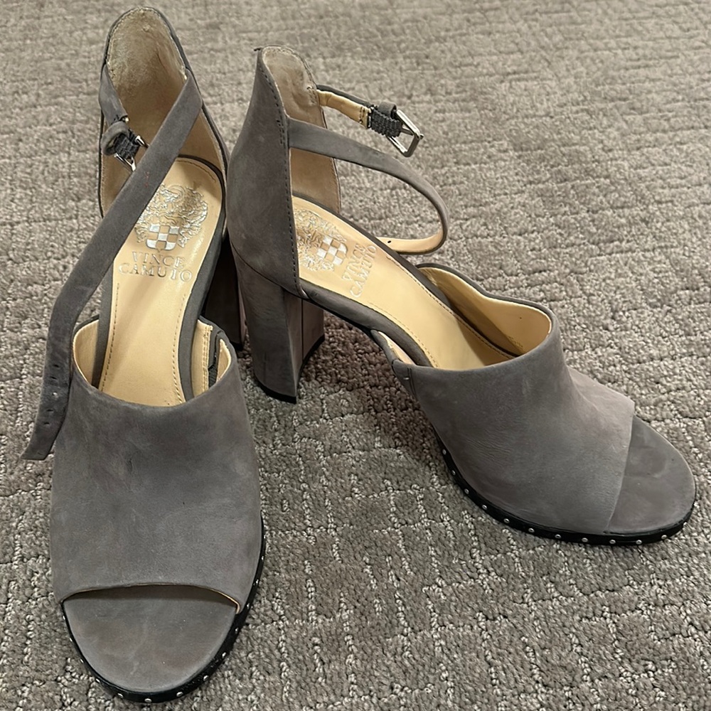 Vince Camuto Heel